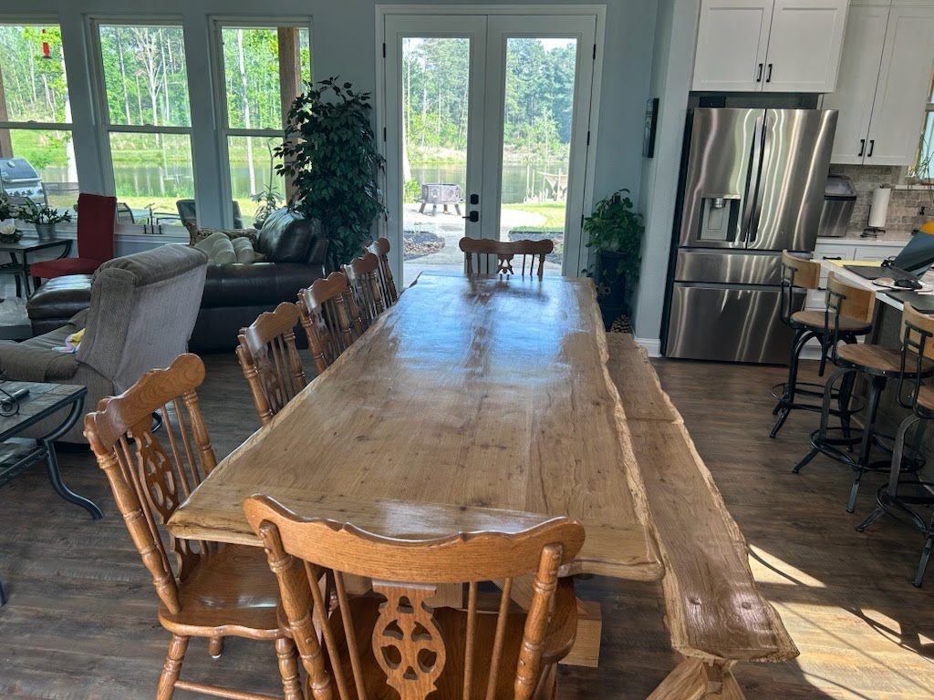 Custom Live Edge Table - Wooden Joinery